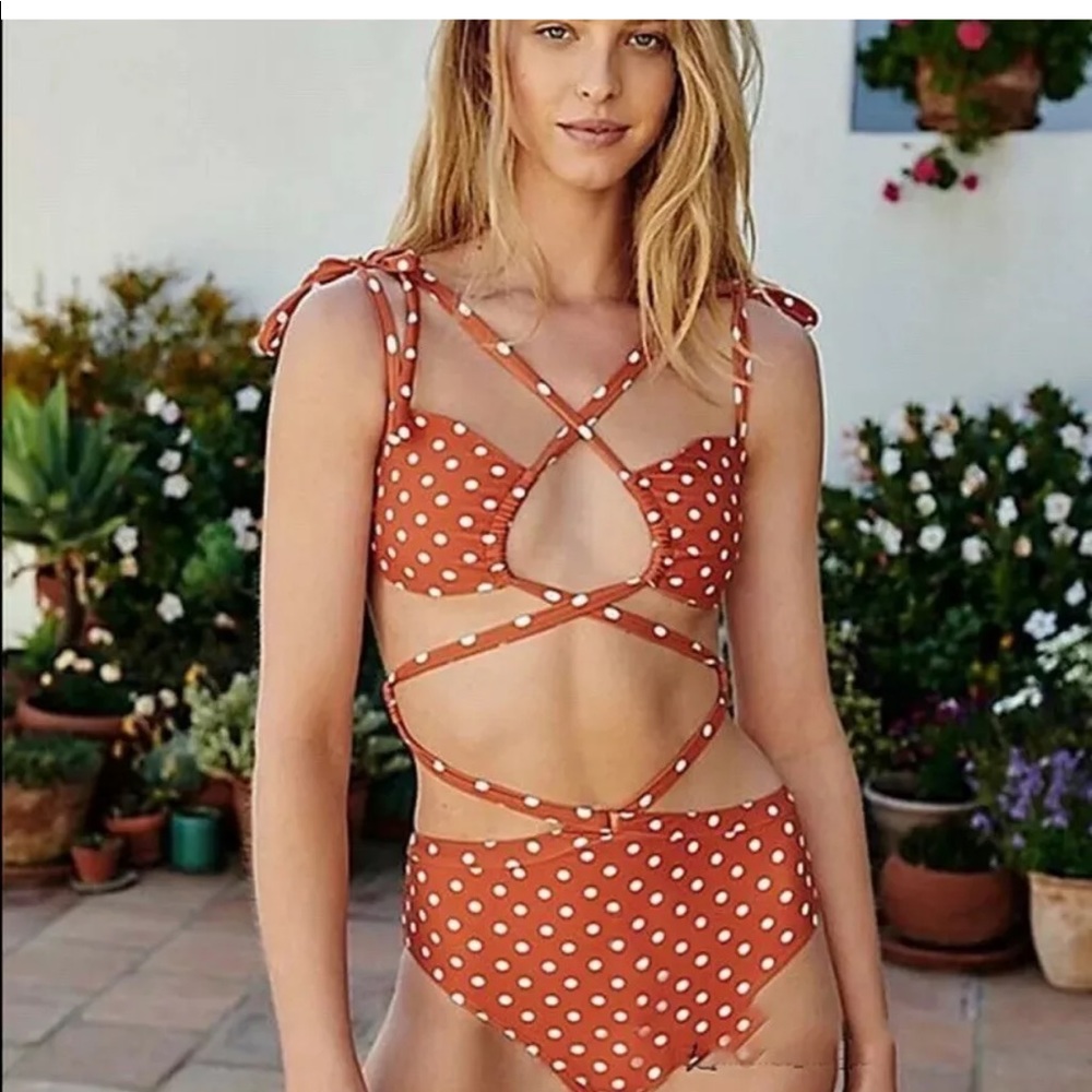 Brand new!For love&lemons orange 🍊 dots swim suit - Picture 4 of 5